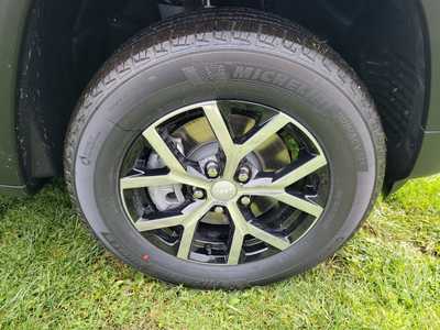 2025 Jeep Grand Cherokee L, $48010. Photo 7
