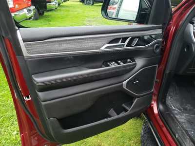 2023 Jeep Wagoneer, $40990. Photo 11