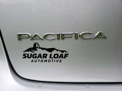 2024 Chrysler Pacifica, $29950. Photo 8
