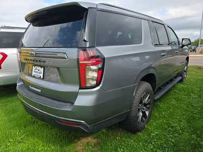 2022 Chevrolet Suburban, $46490. Photo 3