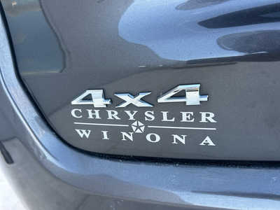 2022 Jeep Compass, $18490. Photo 10