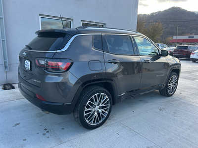 2022 Jeep Compass, $18490. Photo 7