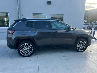 2022 Jeep Compass, $18490. Photo 8