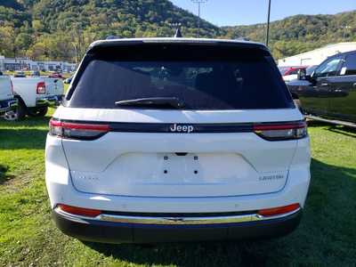 2025 Jeep Grand Cherokee, $43645. Photo 5