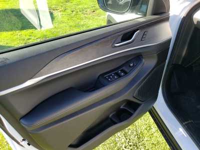 2025 Jeep Grand Cherokee, $43645. Photo 9