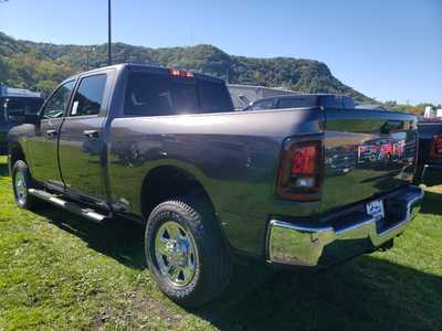 2026 RAM 2500 Crew Cab, $65290. Photo 4