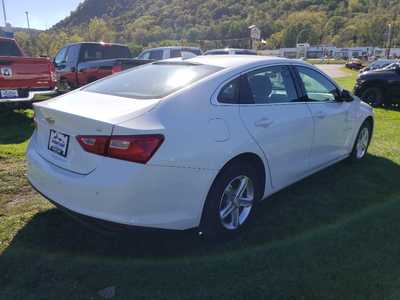 2024 Chevrolet Malibu, $18250. Photo 6