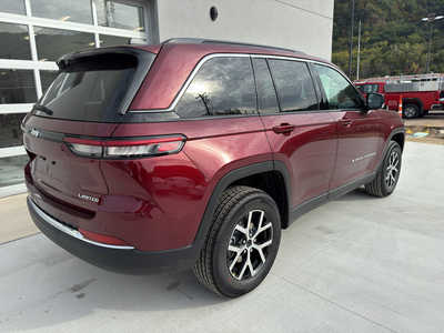 2025 Jeep Grand Cherokee, $44240. Photo 3