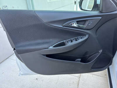 2024 Chevrolet Malibu, $18250. Photo 11