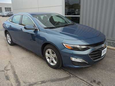 2024 Chevrolet Malibu, $18250. Photo 1