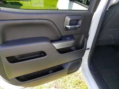 2017 Chevrolet 1500 Crew Cab, $14490. Photo 10