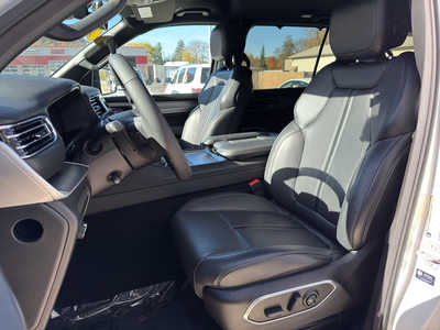 2025 Jeep Wagoneer, $62490. Photo 10