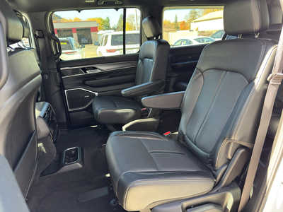 2025 Jeep Wagoneer, $62490. Photo 12