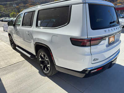 2025 Jeep Wagoneer, $62490. Photo 4