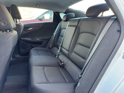 2024 Chevrolet Malibu, $18350. Photo 12