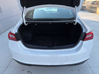 2024 Chevrolet Malibu, $18350. Photo 6