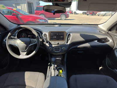 2024 Chevrolet Malibu, $18850. Photo 3