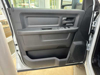 2026 RAM 3500 Crew Cab, $67530. Photo 11