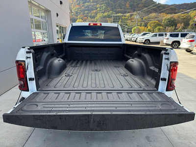 2026 RAM 3500 Crew Cab, $67530. Photo 6