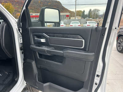 2024 RAM 2500 Crew Cab, $42490. Photo 12