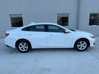 2024 Chevrolet Malibu, $18350. Photo 8