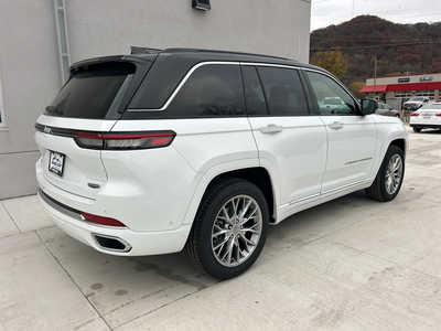 2025 Jeep Grand Cherokee, $59075. Photo 7