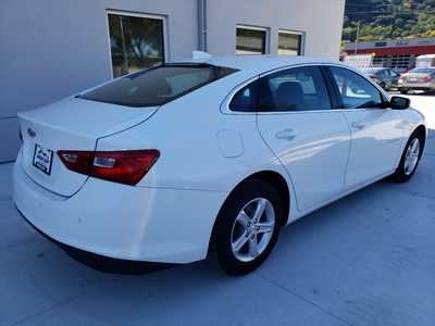 2024 Chevrolet Malibu, $18450. Photo 6