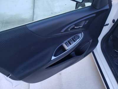 2024 Chevrolet Malibu, $18450. Photo 9