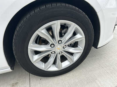 2024 Chevrolet Malibu, $18450. Photo 9