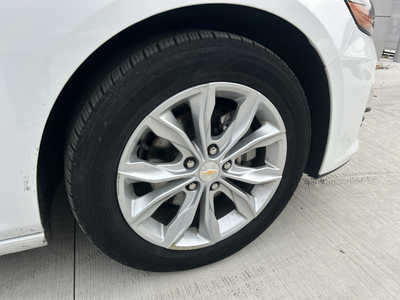 2024 Chevrolet Malibu, $17950. Photo 9