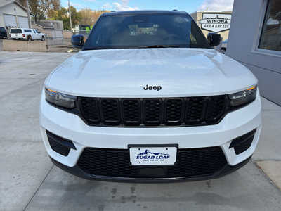 2025 Jeep Grand Cherokee, $48890. Photo 2
