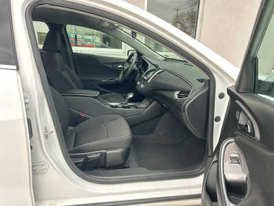 2024 Chevrolet Malibu, $18550. Photo 12