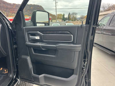 2024 RAM 2500 Crew Cab, $54850. Photo 12