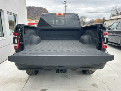 2024 RAM 2500 Crew Cab, $54850. Photo 6