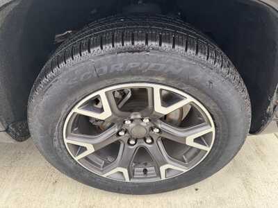 2024 Jeep Wagoneer, $48750. Photo 9