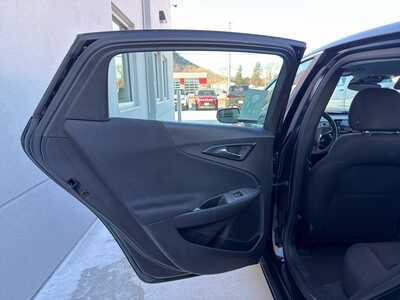 2024 Chevrolet Malibu, $18450. Photo 12
