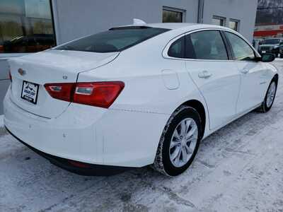 2024 Chevrolet Malibu, $18450. Photo 7