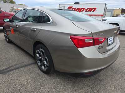 2024 Chevrolet Malibu, $18950. Photo 3