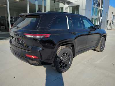 2025 Jeep Grand Cherokee, $62195. Photo 3