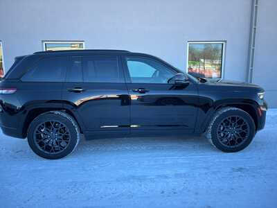 2025 Jeep Grand Cherokee, $62195. Photo 7