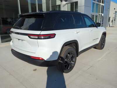 2025 Jeep Grand Cherokee, $47885. Photo 4