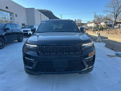 2025 Jeep Grand Cherokee, $65675. Photo 2