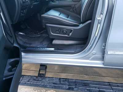 2026 RAM 1500 Crew Cab, $78080. Photo 9