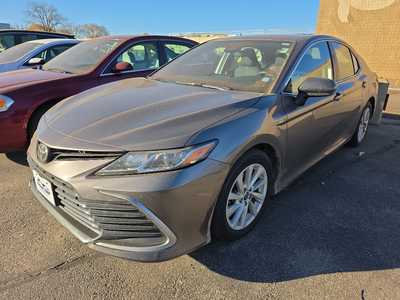 2022 Toyota Camry, $19990. Photo 2