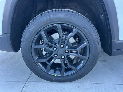 2025 Jeep Grand Cherokee L, $51735. Photo 9