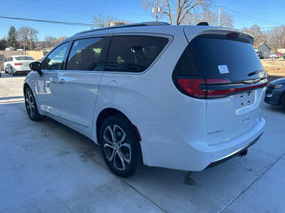 2026 Chrysler Pacifica, $55225. Photo 4