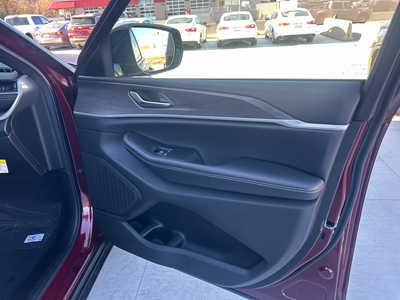 2025 Jeep Grand Cherokee L, $50330. Photo 11