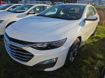 2024 Chevrolet Malibu, $18490. Photo 2