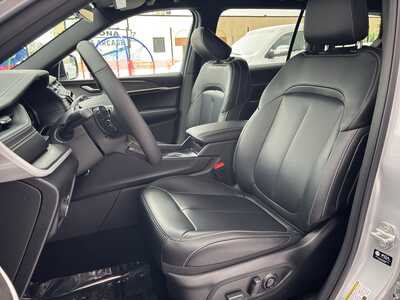 2025 Jeep Grand Cherokee L, $52330. Photo 9