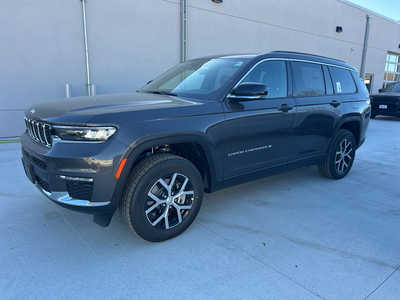 2025 Jeep Grand Cherokee L, $46605. Photo 3